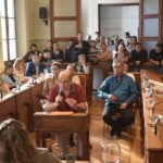 Contundente rechazo vecinal al aumento del boleto de colectivo en la audiencia pública