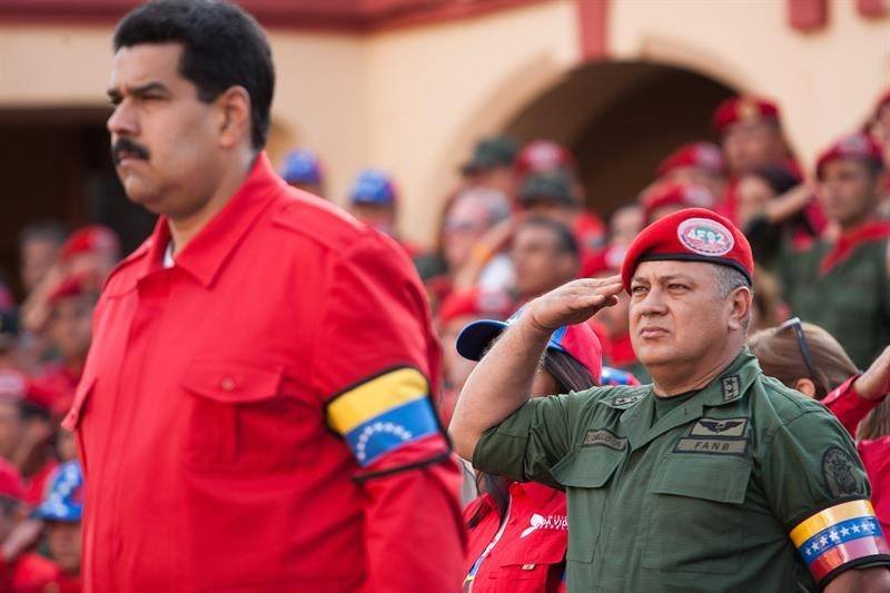 Maduro reestructuró la mitad de su Gabinete y reincorporó a Diosdado Cabello