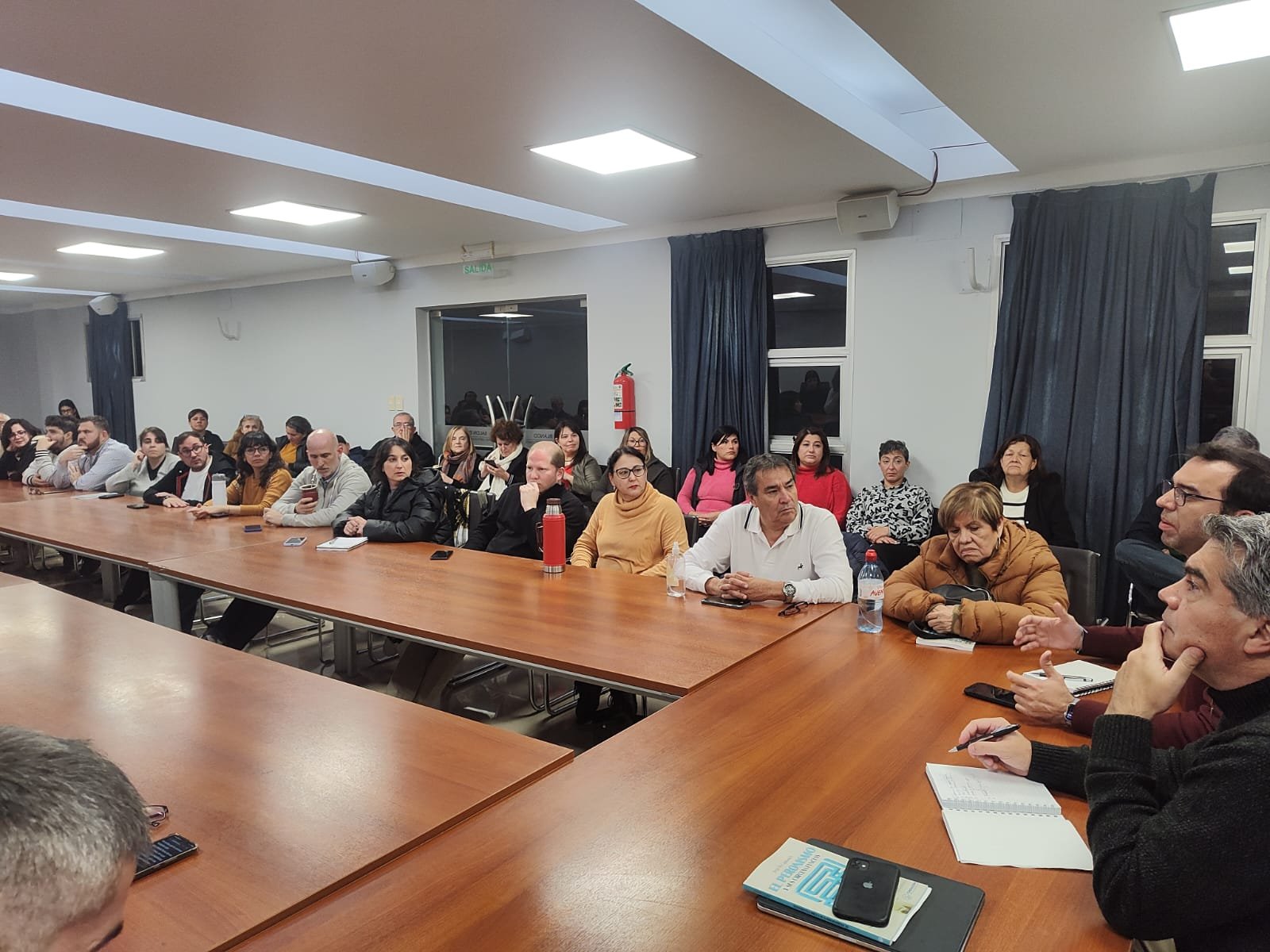 Capitanich: “No avalaremos el endeudamiento en dólares que quiere el gobierno”