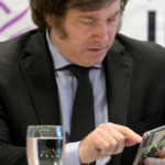 Milei acusó a Errepar de haber sido el origen de la “opereta” sobre el monotributo y Ganancias